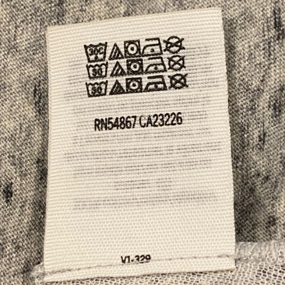 PINK Victoria's Secret Gray Open Cross Back T-shirt - Picture 4 of 5